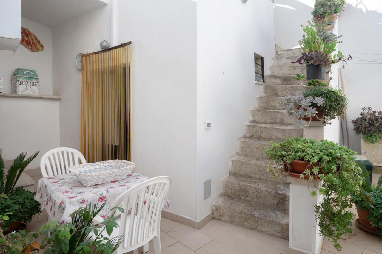 La Torre Antica Dimora Apartment Giuggianello ภายนอก รูปภาพ