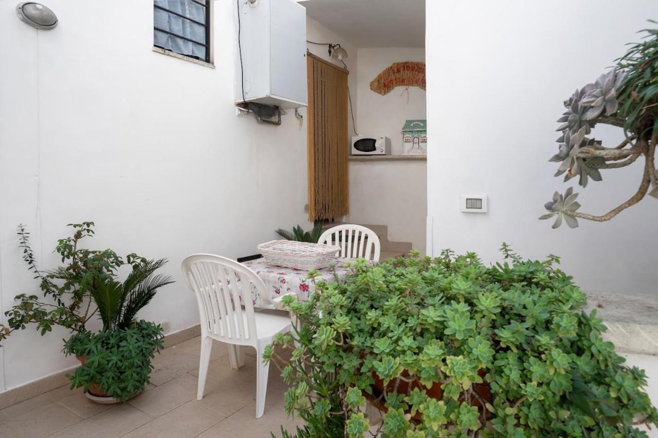 La Torre Antica Dimora Apartment Giuggianello ภายนอก รูปภาพ